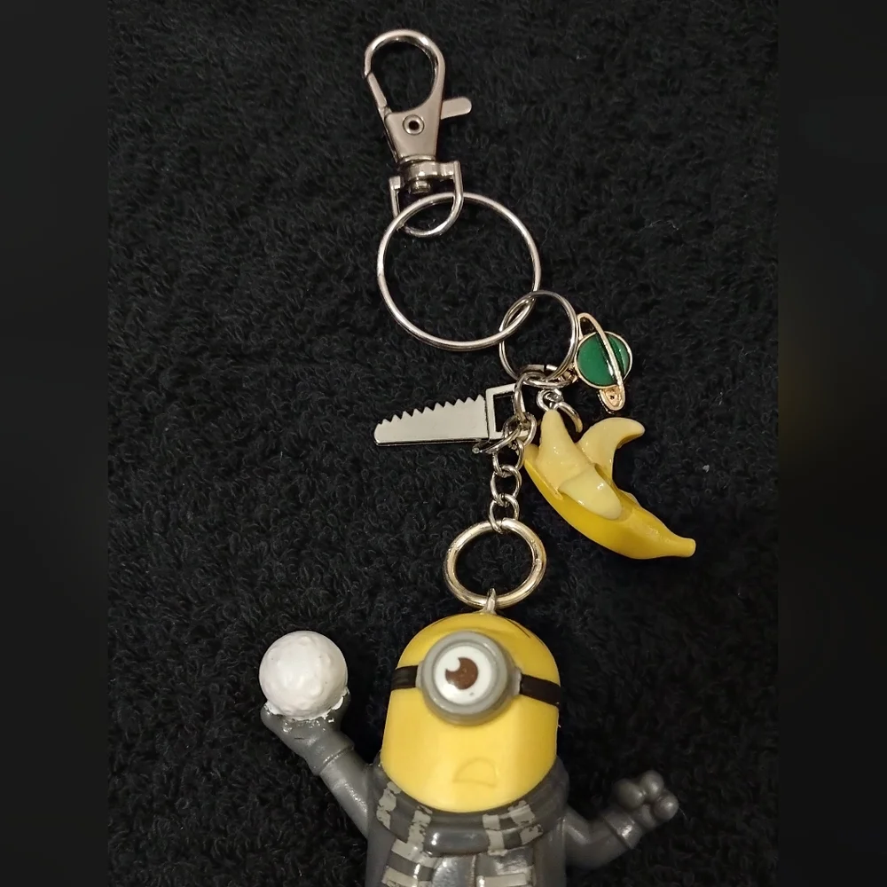 ⭐ Re-inspired Minion character keychain bag charm zipper pull - Picture 5 of 5